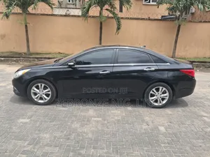 Hyundai Sonata 2013 Black