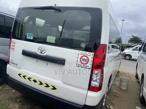 Toyota HiAce 2020 White