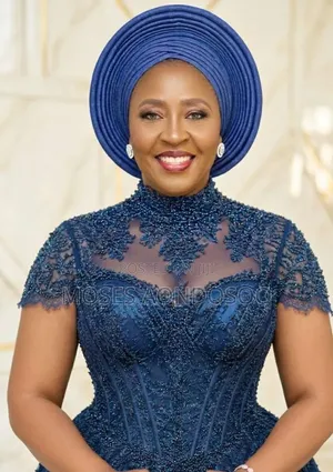A Professional Tailor Is Urgently Needed