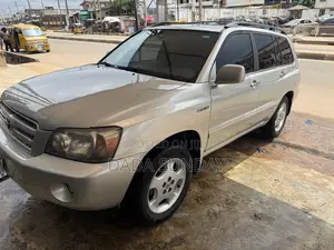 Toyota Highlander 2005 Silver