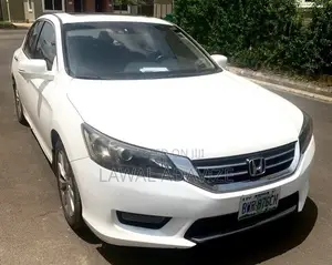 Honda Accord EX-L 4dr Sedan FWD (2.4L 4cyl 2A) 2013 White