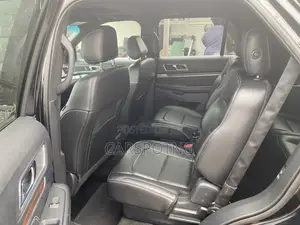 Ford Explorer Platinum 4dr 4x4 (3.5L 6cyl 6A) 2017 Black