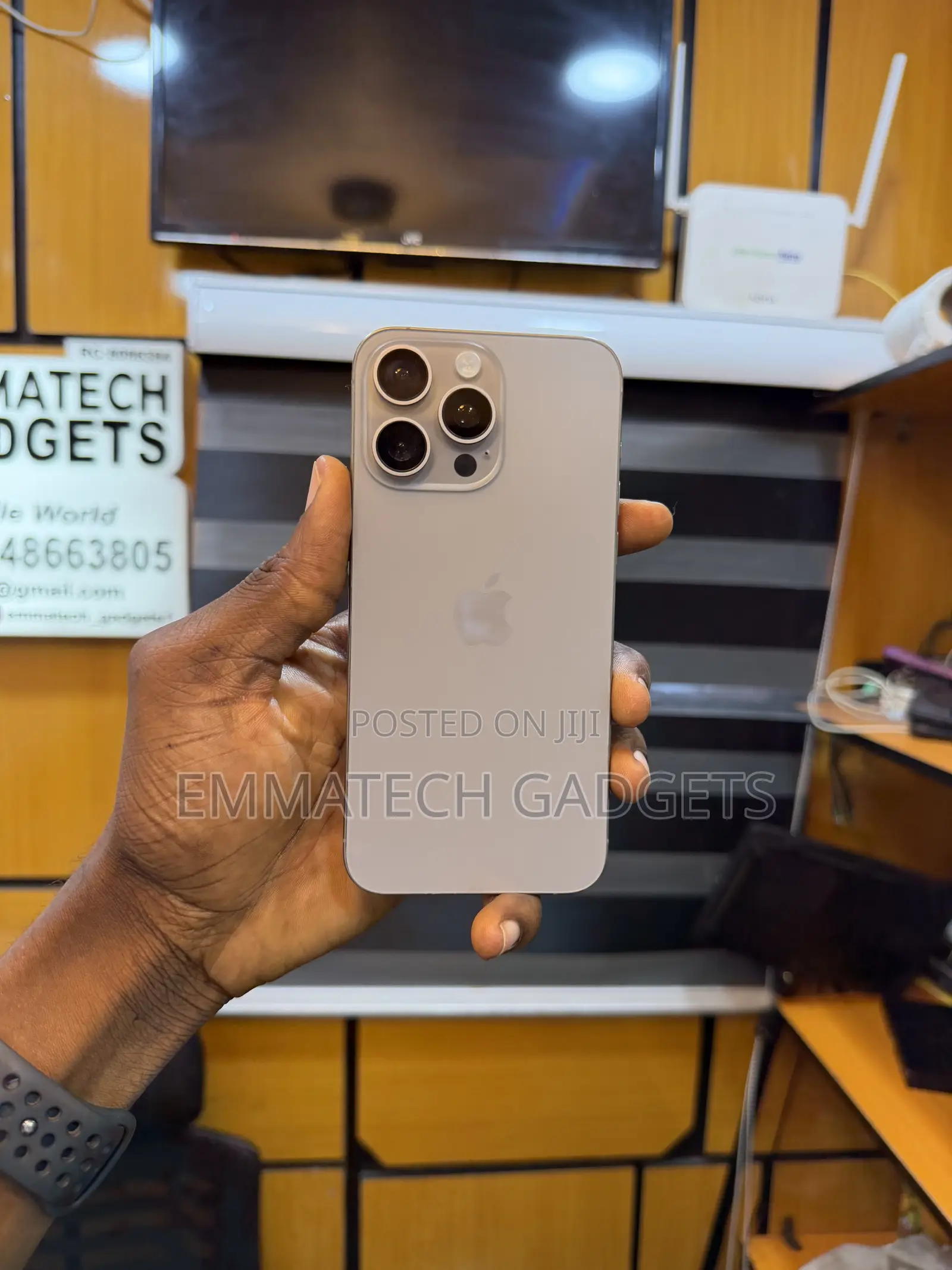 Apple iPhone 15 Pro Max 256 GB
