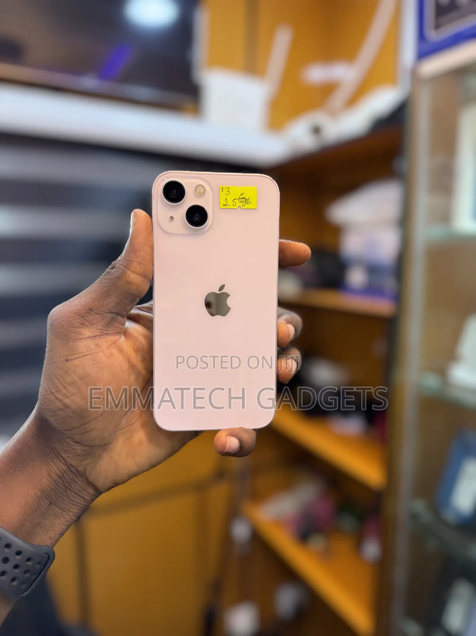 Apple iPhone 13 256 GB Pink