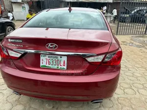 Hyundai Sonata 2012 Red