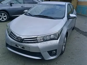 Toyota Corolla 2016 Silver