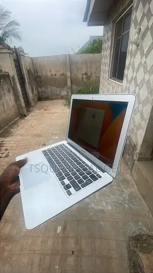 Laptop Apple MacBook 2015 8GB Intel Core i5 SSD 256GB