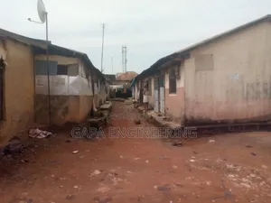20bdrm Block of Flats in Uju Block, FHA for sale