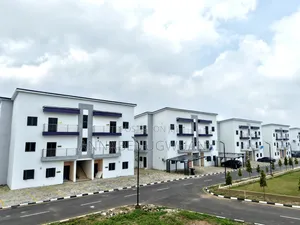 4bdrm Duplex in Royal Plain Estate, Zone B for rent
