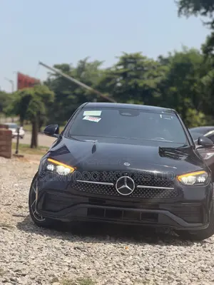 Mercedes-Benz C300 2022 Black