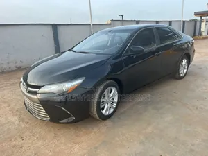 Toyota Camry 2017