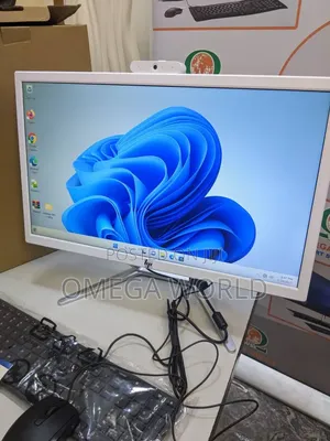 New Desktop Computer HP AiO 20 8GB Intel Core i3 HDD+SSD 500GB