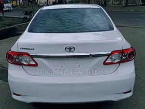 Toyota Corolla 2013 White