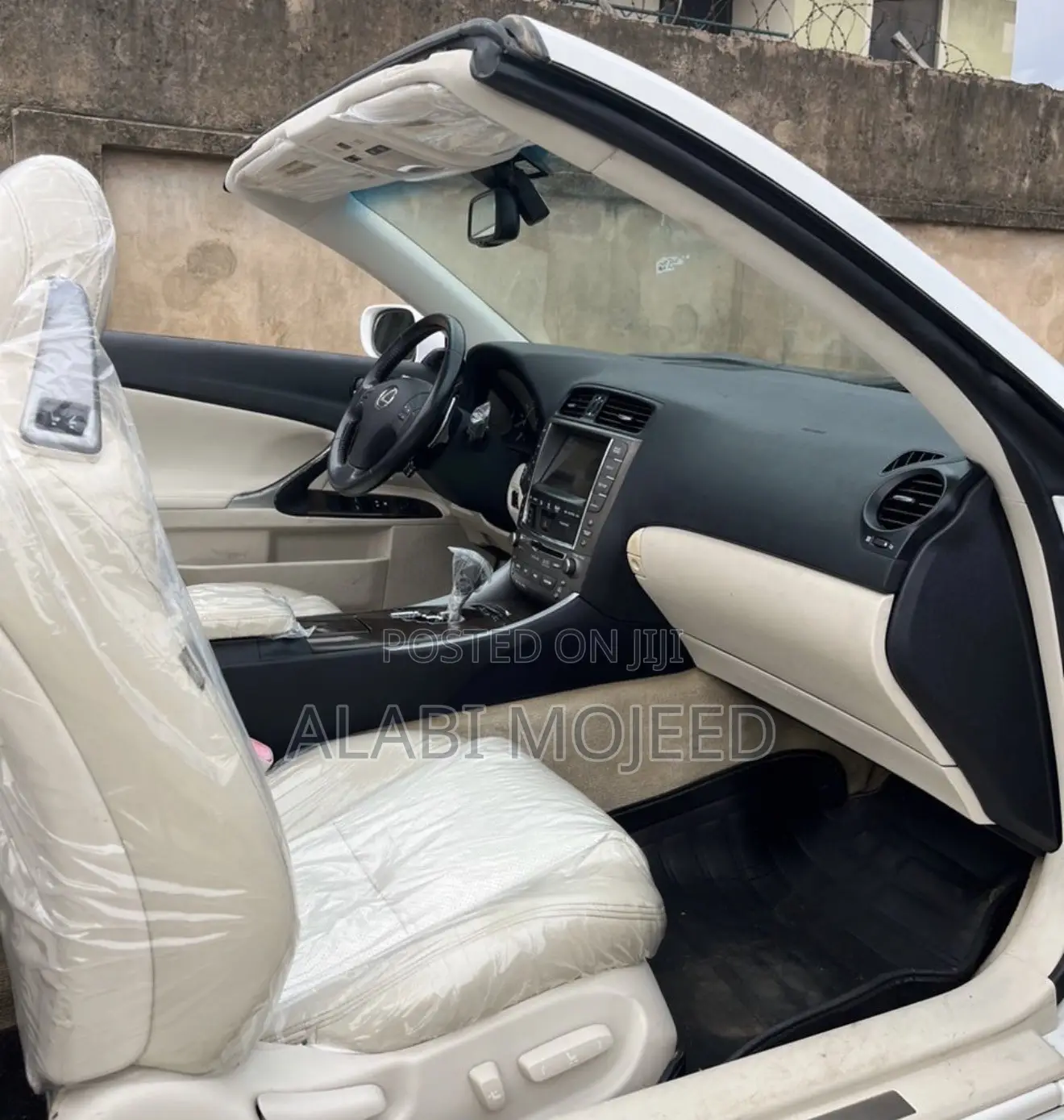 Lexus IS 350 C 2011 White