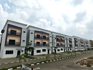 4bdrm Duplex in Royal Plain Estate, Zone B for rent