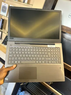 Laptop Lenovo V330 4GB Intel Core i5 HDD 500GB