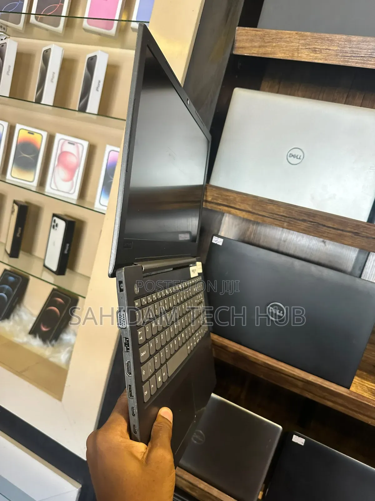 Laptop Lenovo V330 4GB Intel Core i5 HDD 500GB