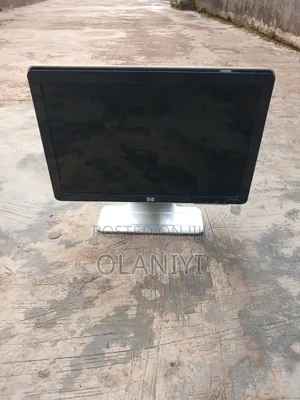 HP Monitor and Keyboard