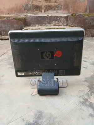 HP Monitor and Keyboard