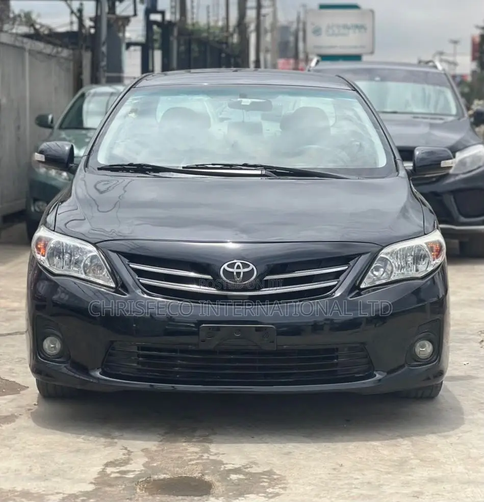 Toyota Corolla 2010 Gray