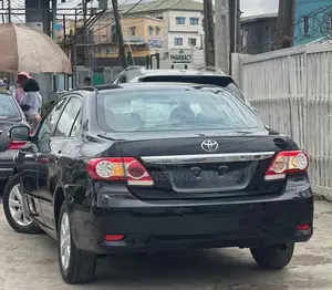 Toyota Corolla 2010 Gray