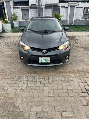 Toyota Corolla 2015 Gray