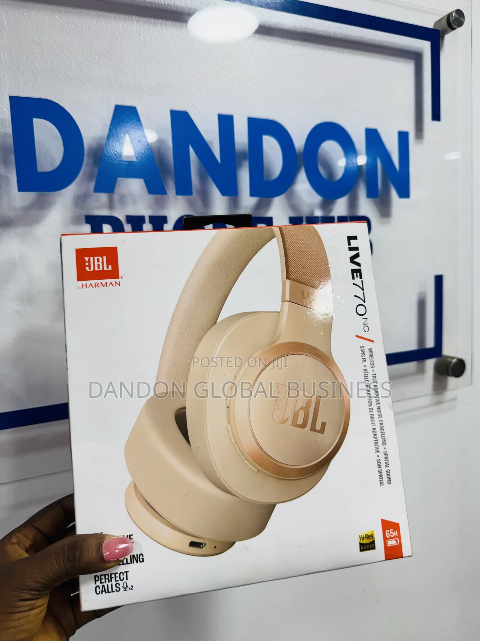 JBL Live 770