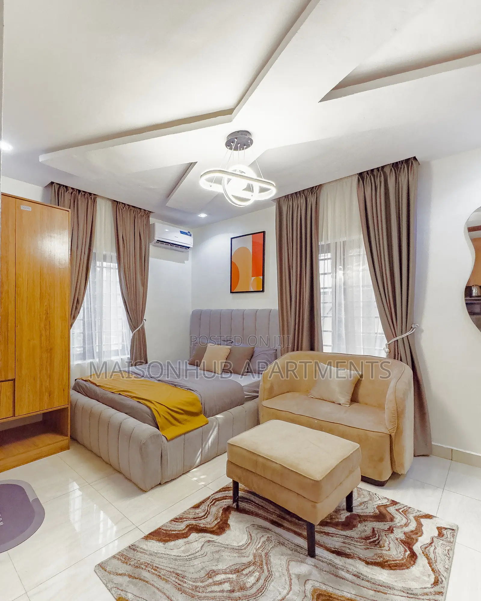Studio Apartment