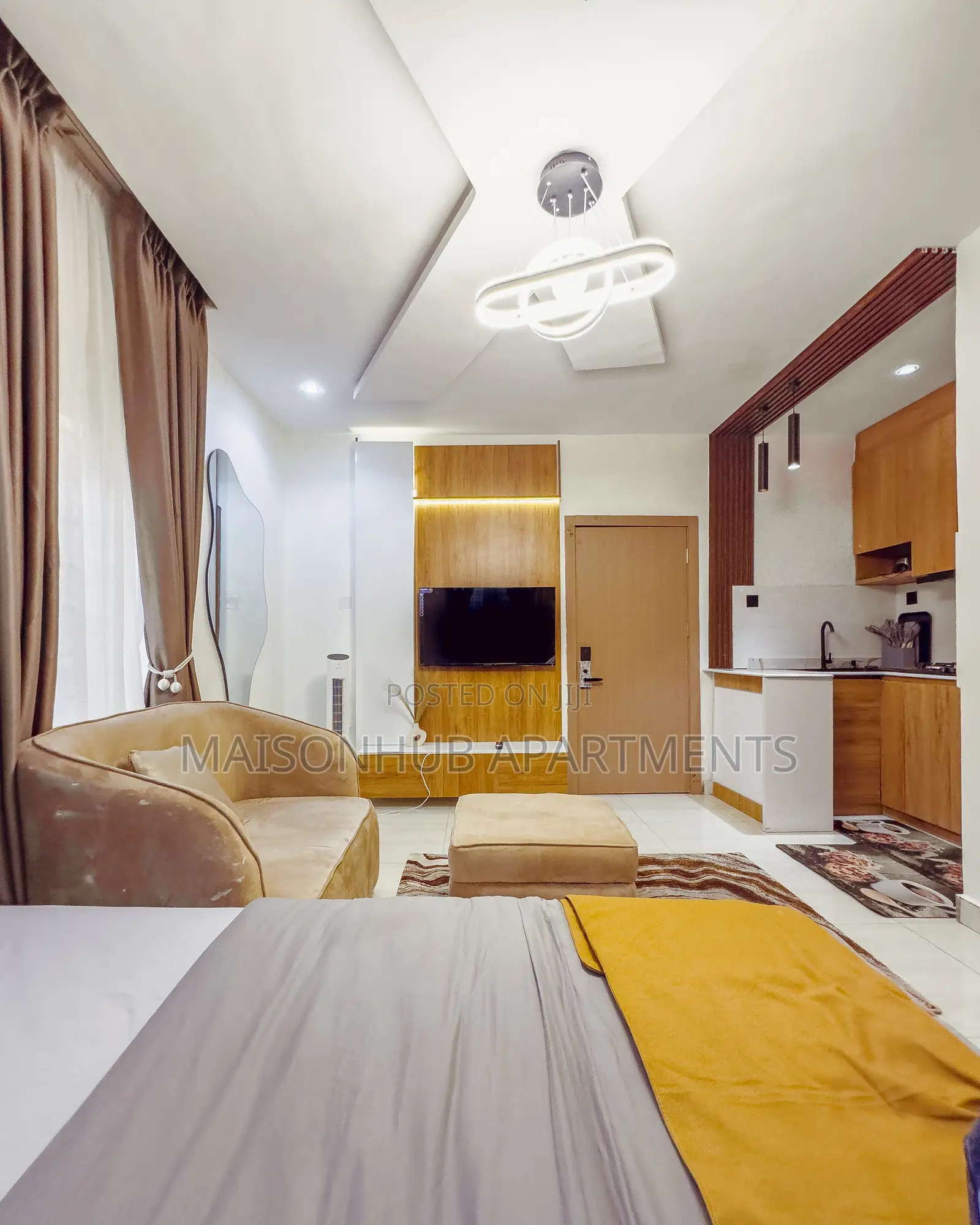 Studio Apartment