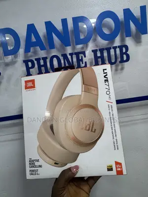 JBL Live 770