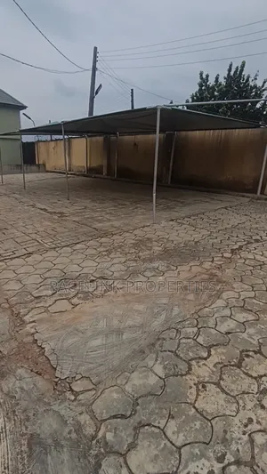 3bdrm Apartment in Ayobo for rent