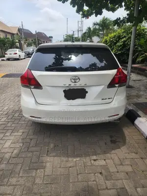 Toyota Venza Limited 2012 White