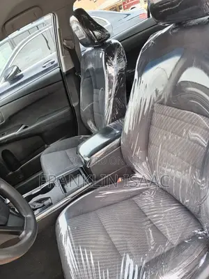Toyota Camry 2016 Gold