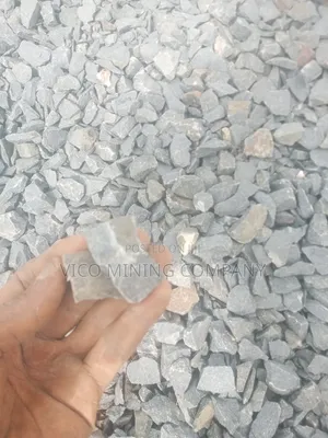 Spec-Grade 1/2" Angular Granite Chippings for Heavy Pavements