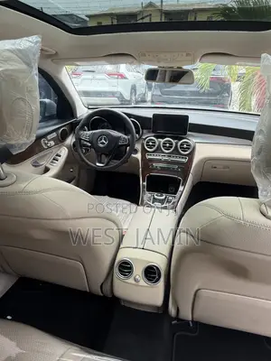 Mercedes-Benz GLC-Class 2018 Silver