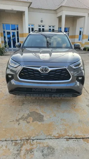 Toyota Highlander 2022 Gray