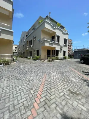 3bdrm Penthouse in Victoria Island Extension for rent