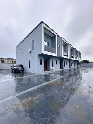 4bdrm Townhouse/Terrace in Lekki Scheme 3 for sale