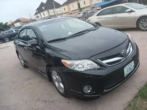 Toyota Corolla 2009 Black
