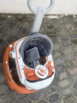 Very Neat Baby Walker