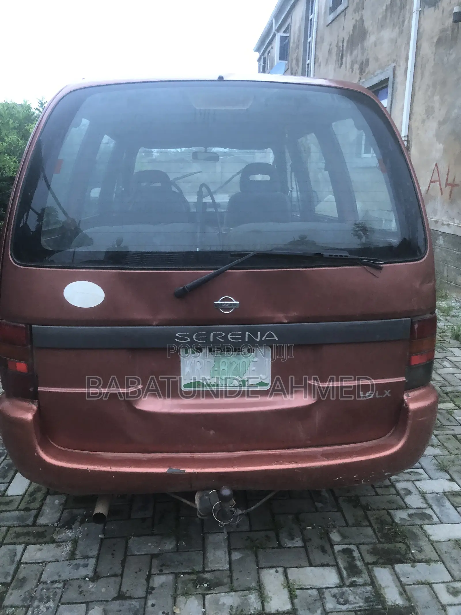 Nissan Vanette 2000 Red