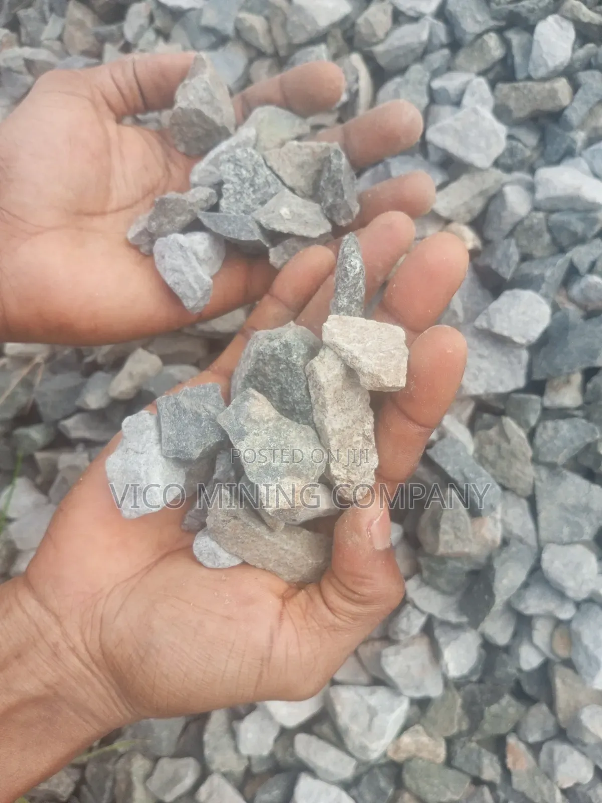 Low-Permeability Granite Aggregates for Water Retaining Concrete