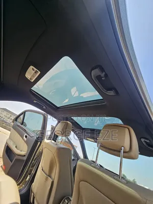 Mercedes-Benz E350 2012 Gold