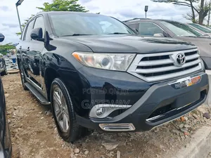Toyota Highlander 2013 Black