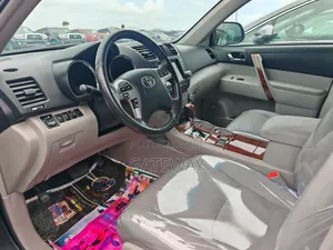Toyota Highlander 2013 Black