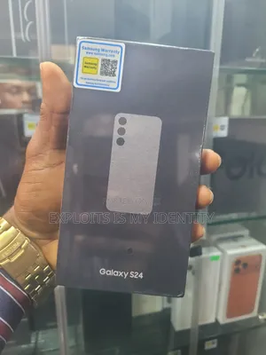 New Samsung Galaxy S24 256 GB Purple