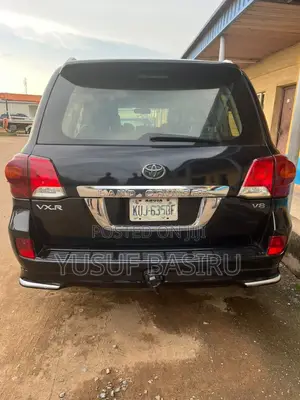 Toyota Land Cruiser 2013 Black