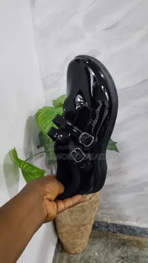 High Quality Princess Black School Shoe