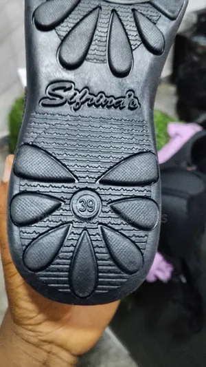 High Quality Princess Black School Shoe