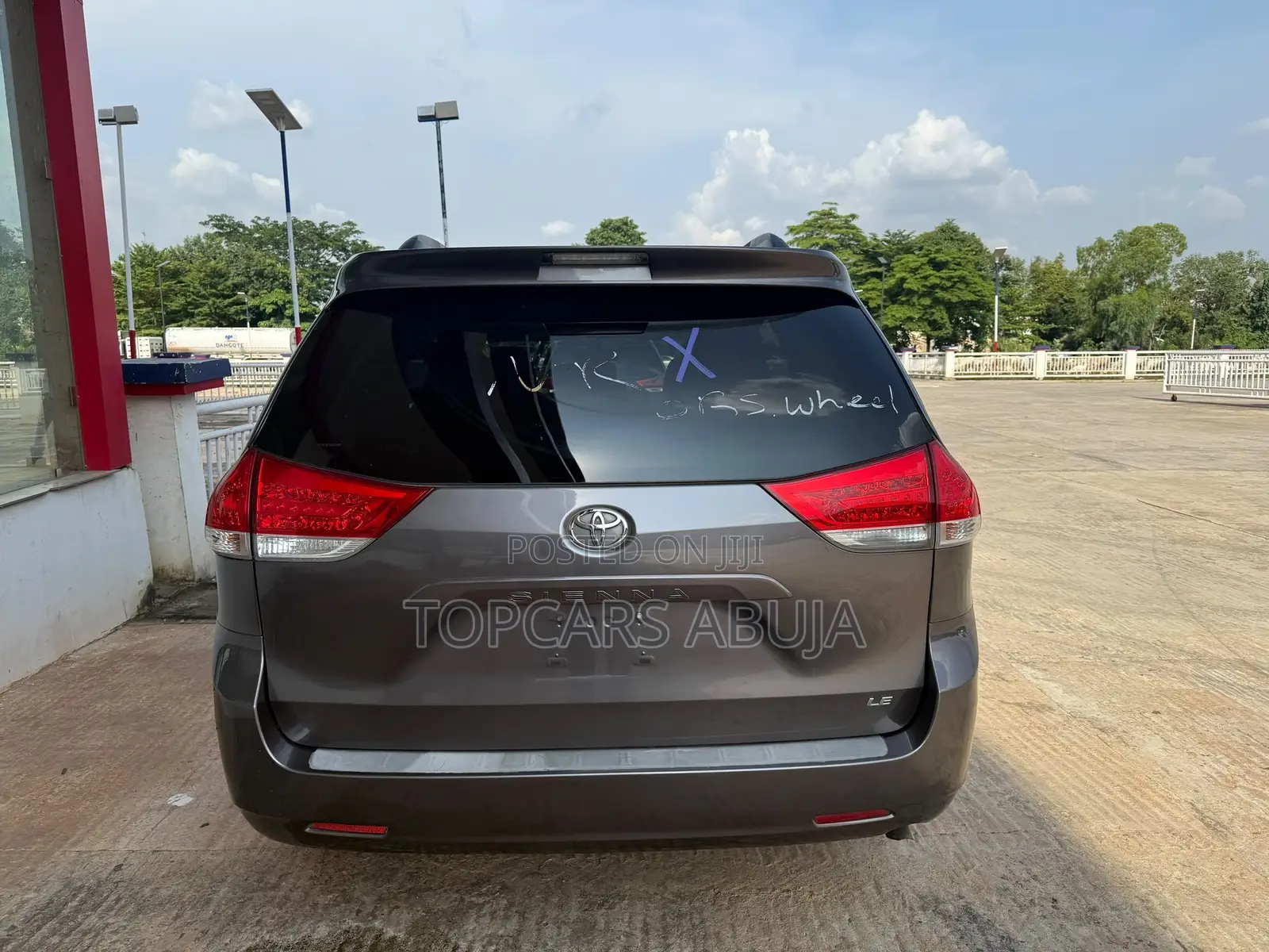 Toyota Sienna 2010 Gray